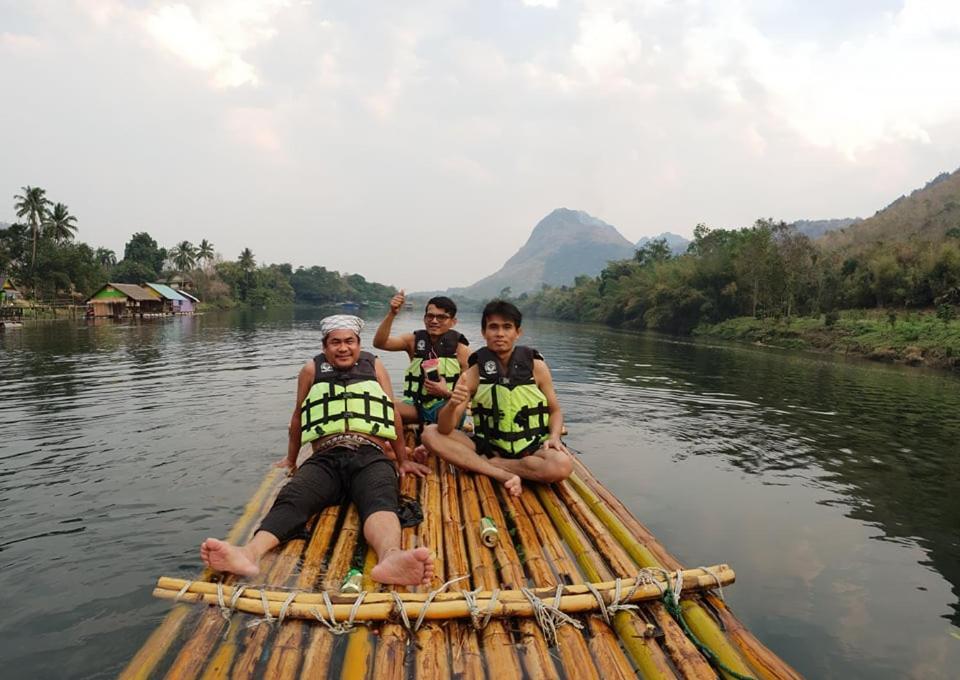 Baan Krupong Hotel Ban Tha Thong Mon Kültér fotó