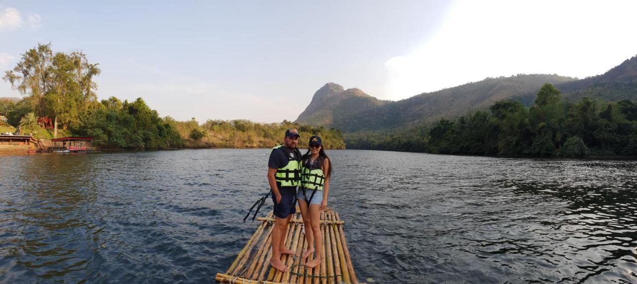 Baan Krupong Hotel Ban Tha Thong Mon Kültér fotó